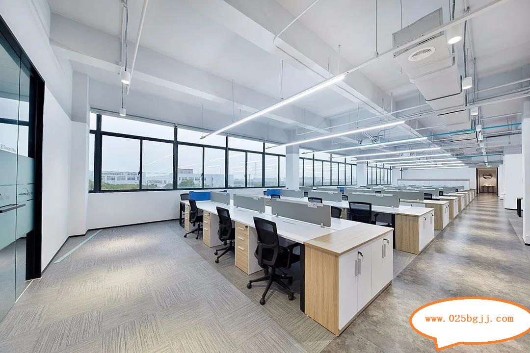 康冠辦公桌如何能隨心“折騰擺布”？