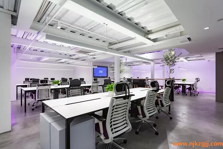  針對不同類型企業(yè)，辦公室家具選擇也不同